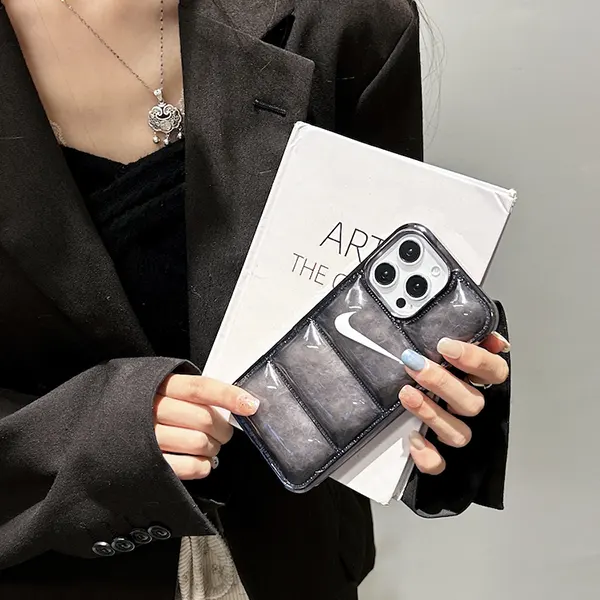 ナイキ ダウンジャケット型 iPhoneケース w25042204