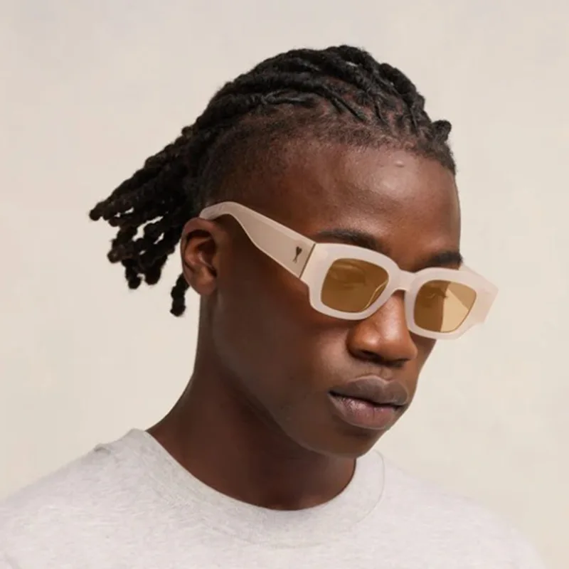 パロディアミ パリス AMI DE COEUR クラシカル サングラス パロディ 4色 ami0616