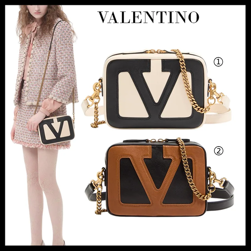 【即発】ヴァレンティノ コピー商品 スーパースター ナッパレザー ショルダーバッグ 2色 7W2B0R86PTJ_RFA