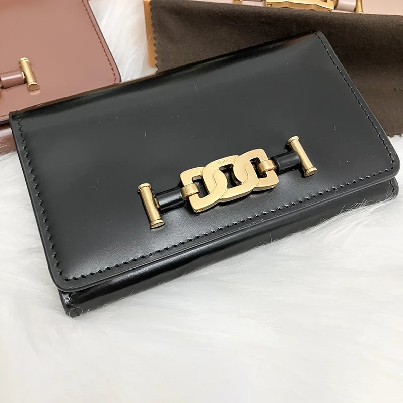 トッズ スーパーコピー Tタイムレス 三つ折り財布 3色 XAWCHNB3300KETS203