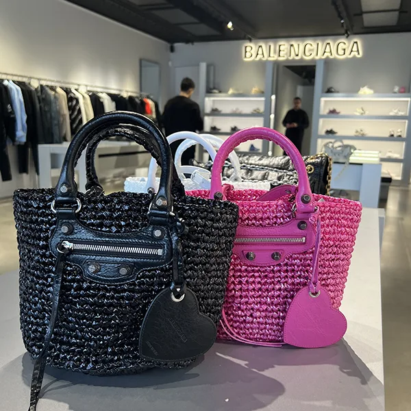 【バレンシアガ】LE CAGOLE かごバッグ コピー ショルダー付 7861872A