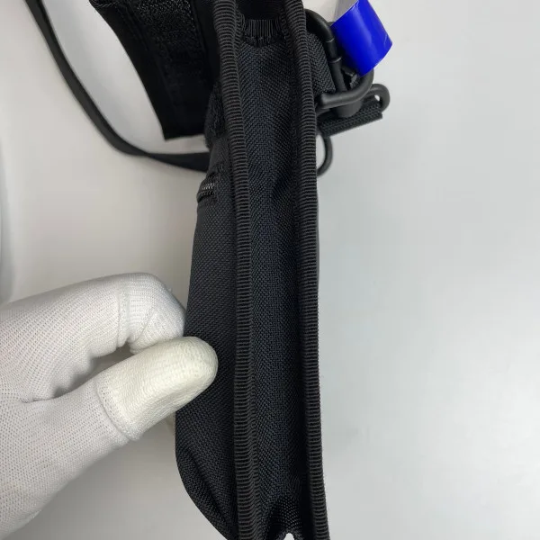 希少色バレンシアガ EXPLORER クロスバック 偽物 655982 2JMJX