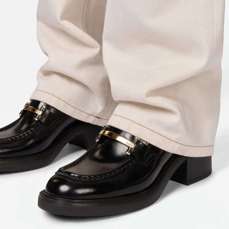 トッズ 並行輸入品 レザー モカシン ローファー 2色 tod250802