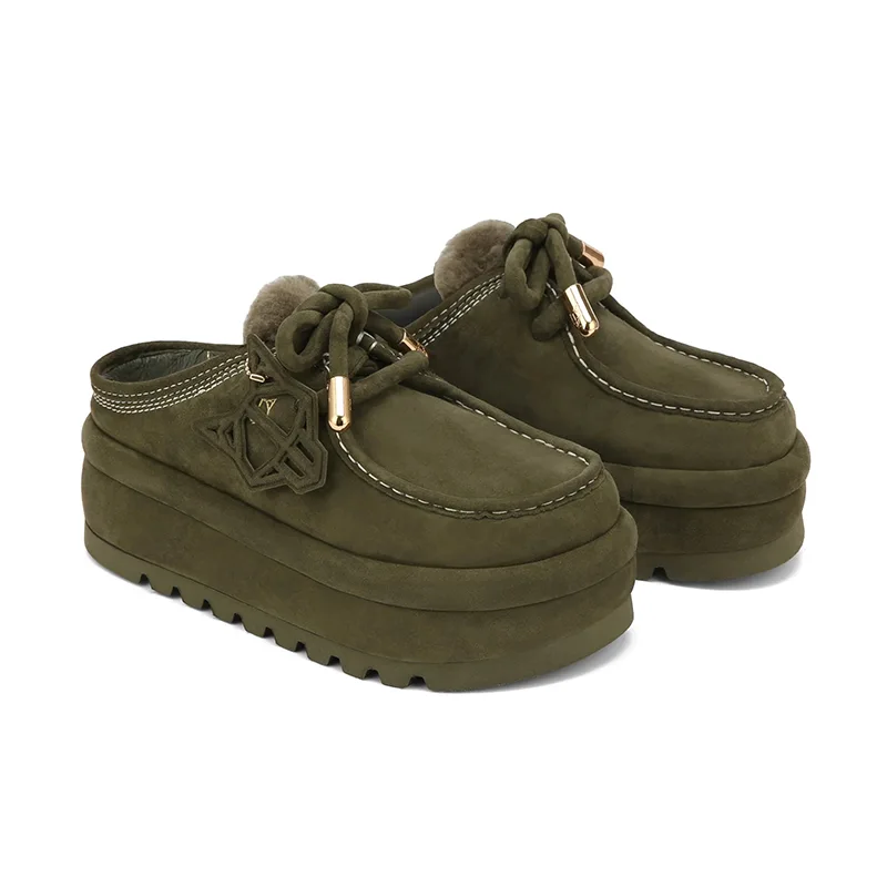 ネイキッドウルフ 偽物 ブリザード スリッポン ll250801