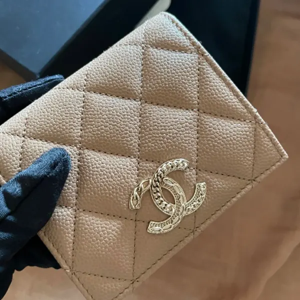 シャネル シンプル折りたたみ財布 コピー AP4487 B20066 NAGEP