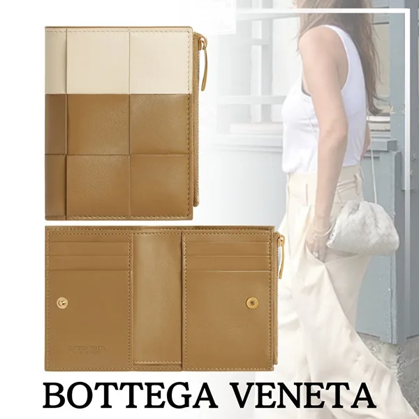 ボッテガヴェネタ パチモン カセット レザー スモール 2つ折り財布 742698V