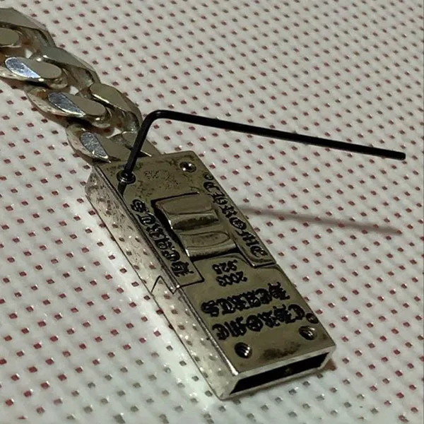 氷室京介 × クロムハーツ（ダイヤ入り）シルバーブレスレット (カスタム)ch2591024