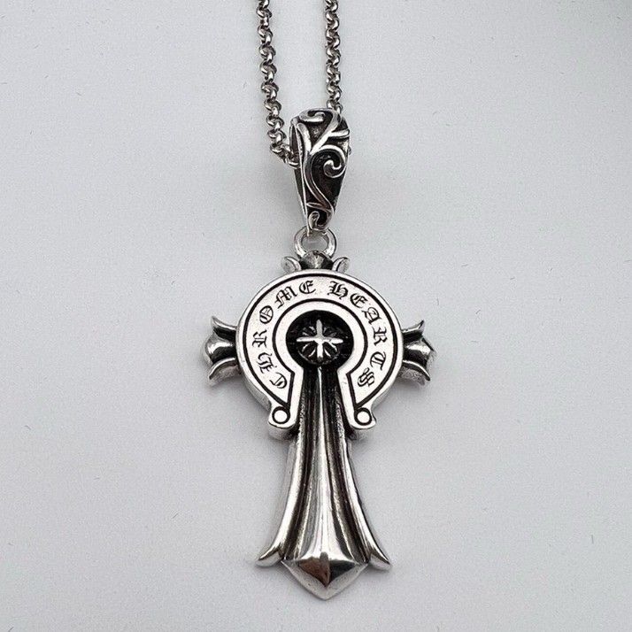 クロムハーツ スーパーコピー ビッグコンパスネックレス 25092901