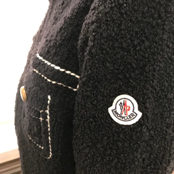 【モンクレール】ポケットデザイン ダウンカーディガン 偽物 mc259234
