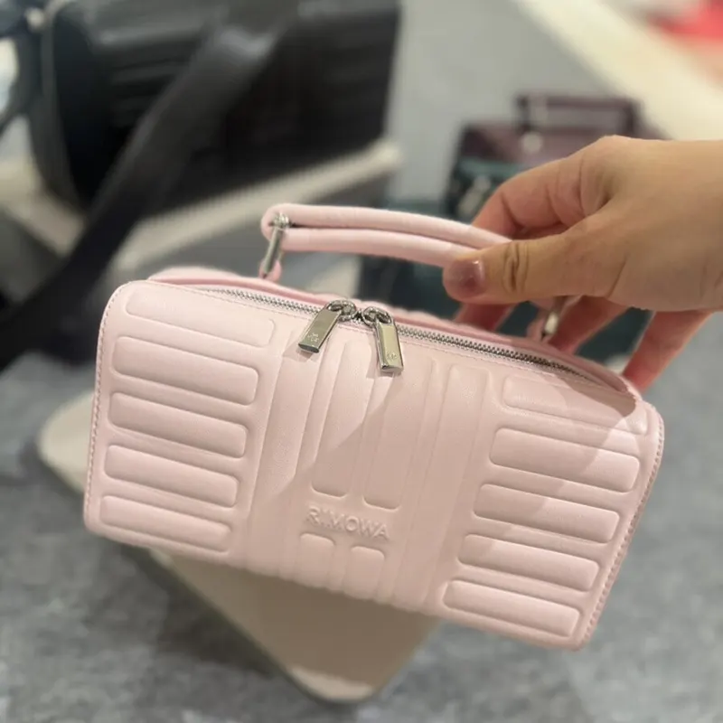 並行輸入品 リモワ レザー 2WAY グルーヴ クロスボディバッグ スモール 5色 rmw521414