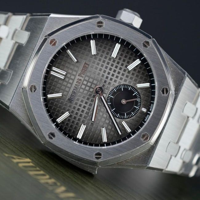 オーデマピゲ ロイヤルオーク ミニッツリピーター スーパーソヌリ 26591TI.OO.1252TI.03 チタン スモークグレー