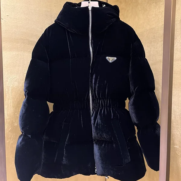 争奪戦☆プラダ ベルベット ダウンジャケット 偽物★292214 16AB F0002