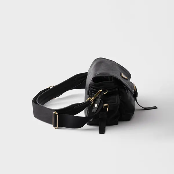 【安全】プラダ エクスプローラー ナッパレザー ショルダーバッグ 1BD394