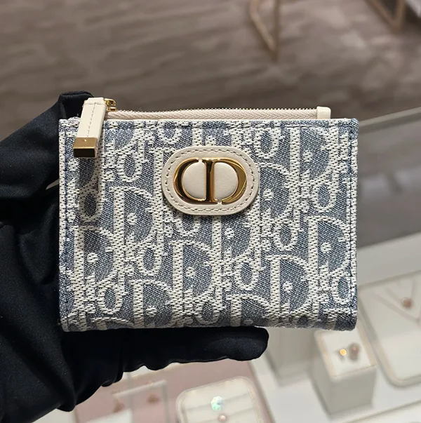 ディオール 30 偽物 Montaigne Dahlia ウォレット S2197UDFD_M925