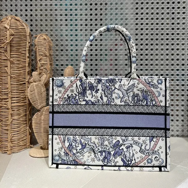 可愛いディオール Lucky ディオール Book Tote バッグ ミディアム M1296ZEKN