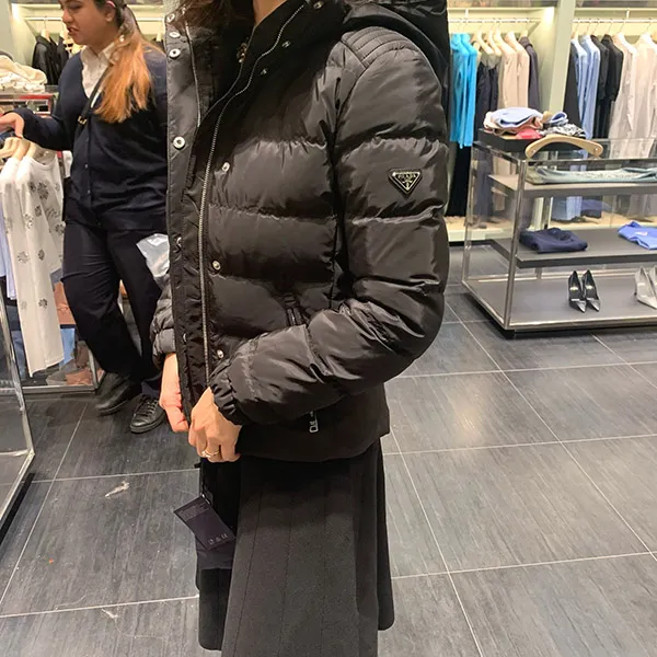 プラダ 大人気モデル 29X544 ダウンジャケット スーパーコピー c25103113