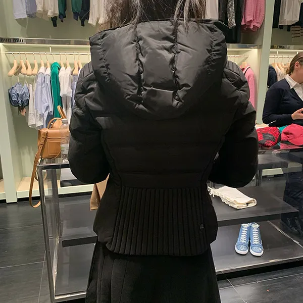 プラダ 大人気モデル 29X544 ダウンジャケット スーパーコピー c25103113