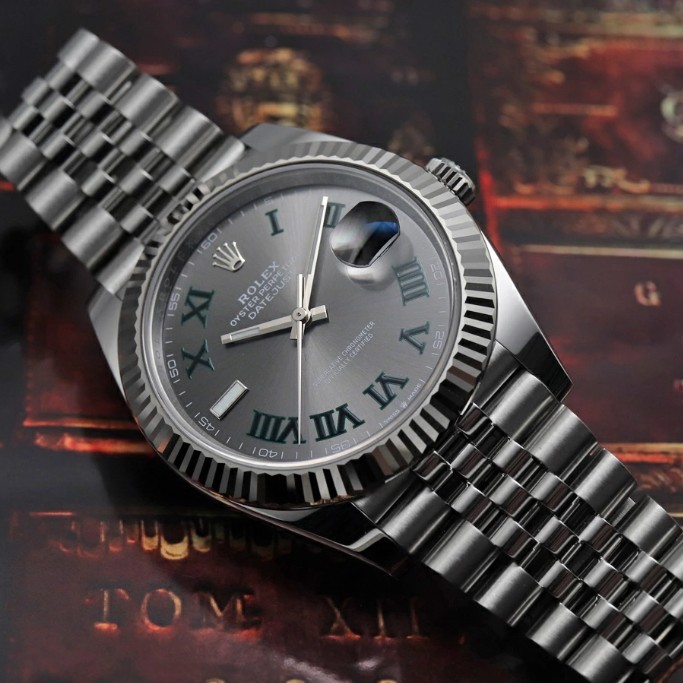 ロレックス デイトジャスト 126334 スレート／グリーンローマ（ジュビリー）