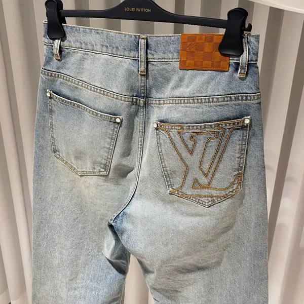 ★日本!!人気！ルイヴィトン スケートフィットデニムパンツ 1AGIXM