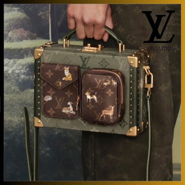 【お洒落★】【唯一無二のデザイン】ルイヴィトン サワガニ・トランク ショルダーバッグ  スーパーコピー M26615