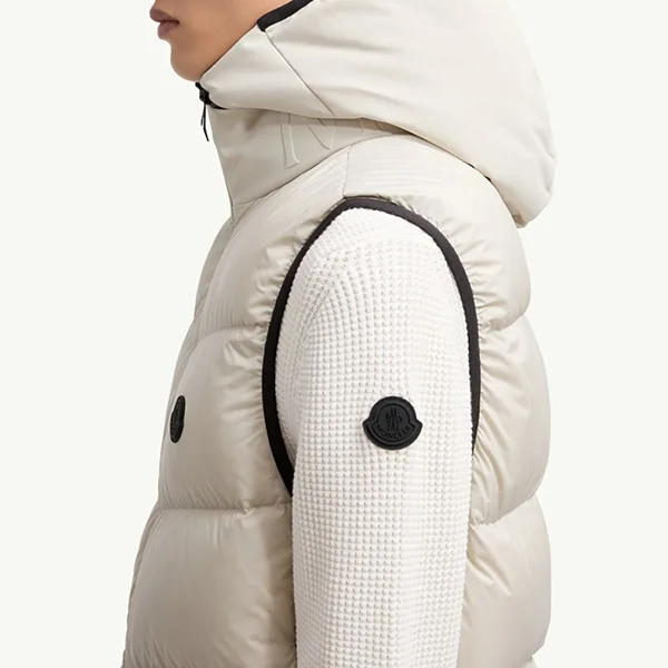 【モンクレール★25SS】GUERSAC◆ダウンジレ K20911A00042597YD