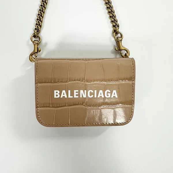 最安値挑戦【国内即発】バレンシアガ コピー/CASH クロコ チェーン付き三つ折り財布 6181451LRRM4623