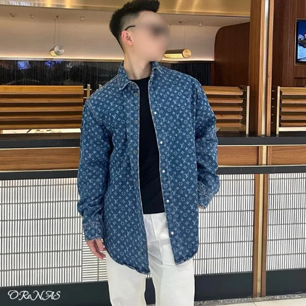 【1枚でサマになる】ルイヴィトン モノグラム デニムシャツ 1AI192