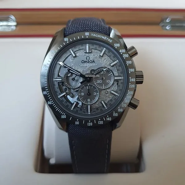 オメガ ダーク サイド コピー オブ ザ ムー﻿ン グレーセラミック ナイロン ストラッ﻿プ