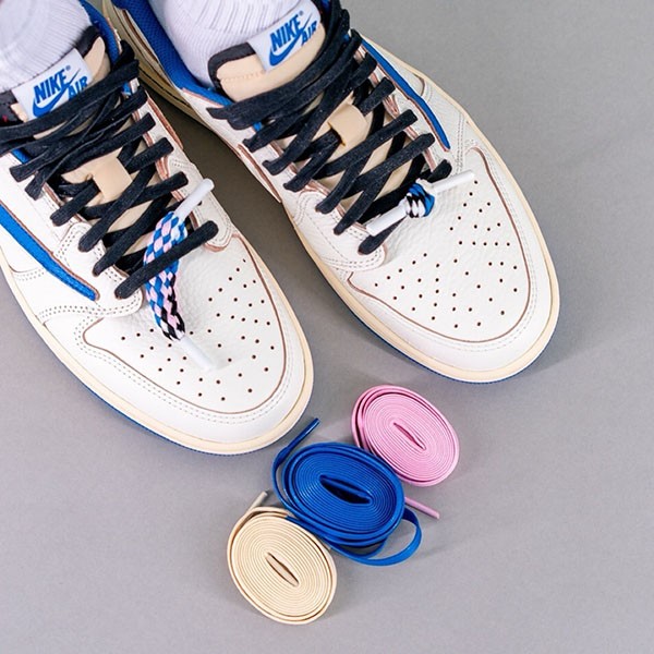 ナイキ×トラヴィススコット x FRAGMENT Air Jordan 1 Low OG SP DM7866-104