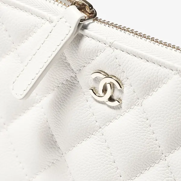 《大人気》シャネル  クラシック スモール ジップ ポーチ AP4020 Y33352 C3906